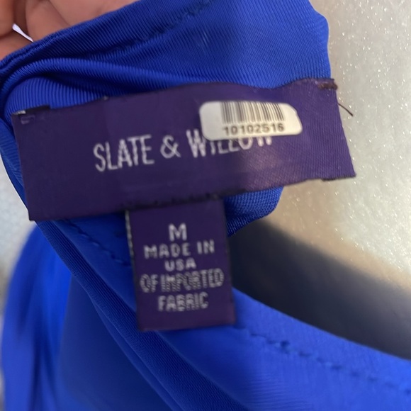 Short sleeve top, draping on the hips - Picture 3 of 6